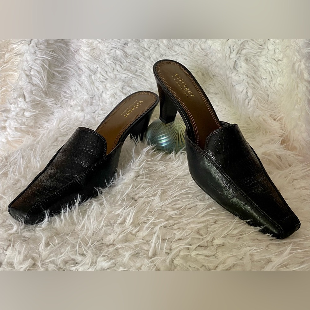 Villager mule-type slide in shoes size 8m